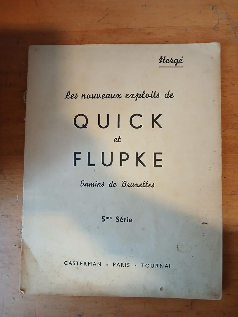 Hergé

Les nouveaux exploits de

QUICK et FLUPKE

Gamins de