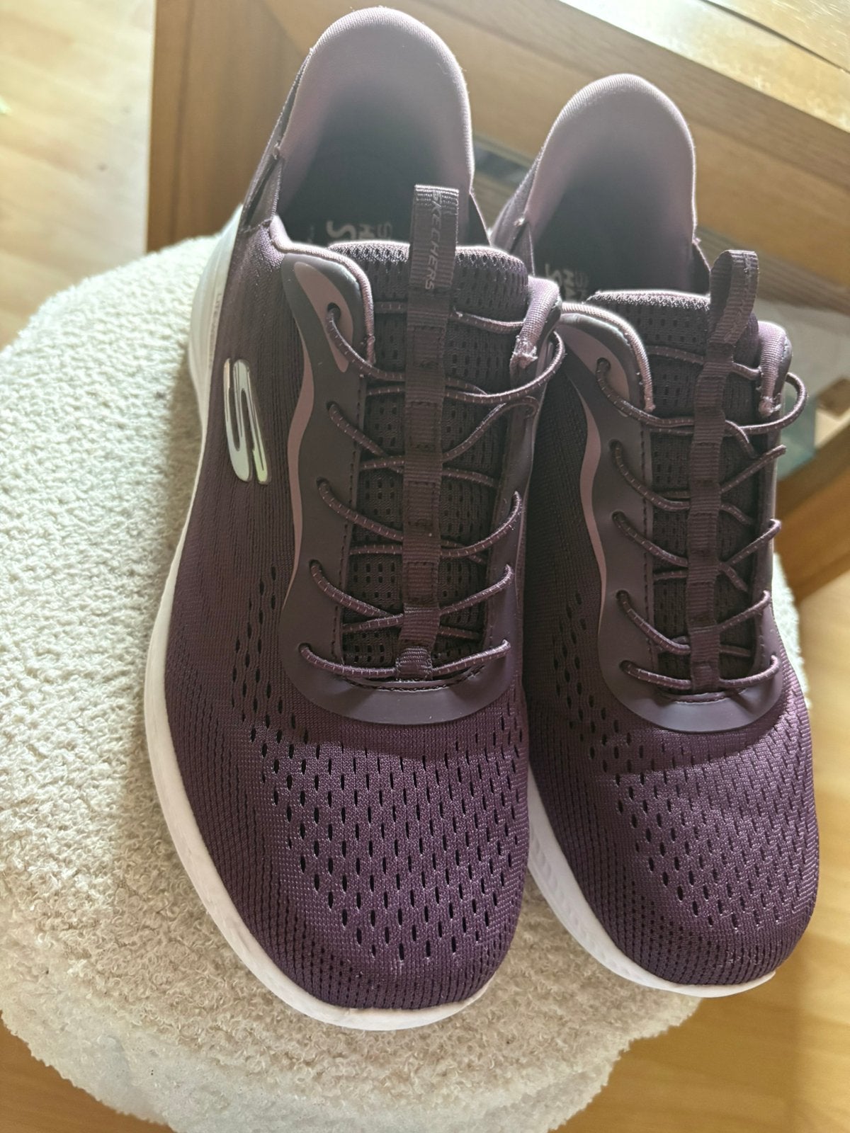 Skechers schoenen - aubergine - maat 40, Ophalen, Overige kleuren, Zo goed als nieuw, Sneakers