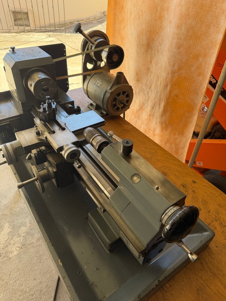 SCHAUBLIN 102N-VM  Zwitserse precisiedraaibank  Bekend model, Ophalen, Zo goed als nieuw, Metaaldraaibank, Minder dan 500 mm
