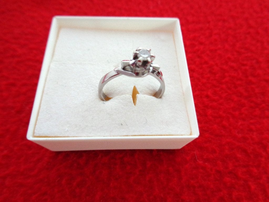 Bague Or Blanc Bague Fiançailles ou autre. Vintage, Handtassen en Accessoires, Ringen, Gebruikt, Wit, Ophalen of Verzenden, Dame of Heer