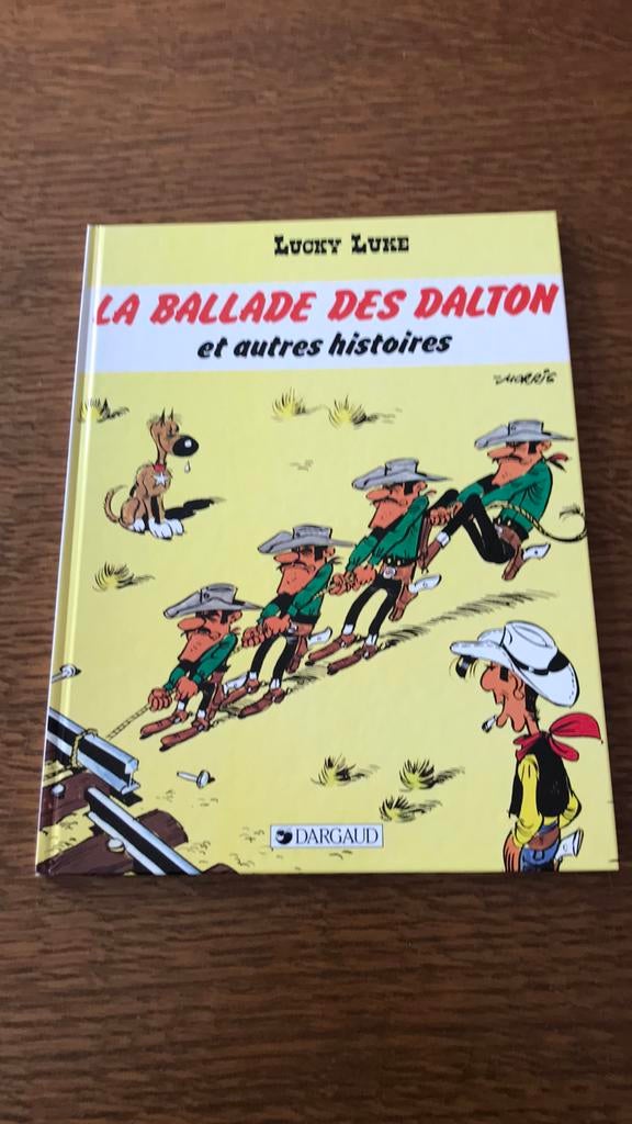 A vendre BD. LUCKY LUKE. * LA BALLADE DES DALTON *, Comme neuf