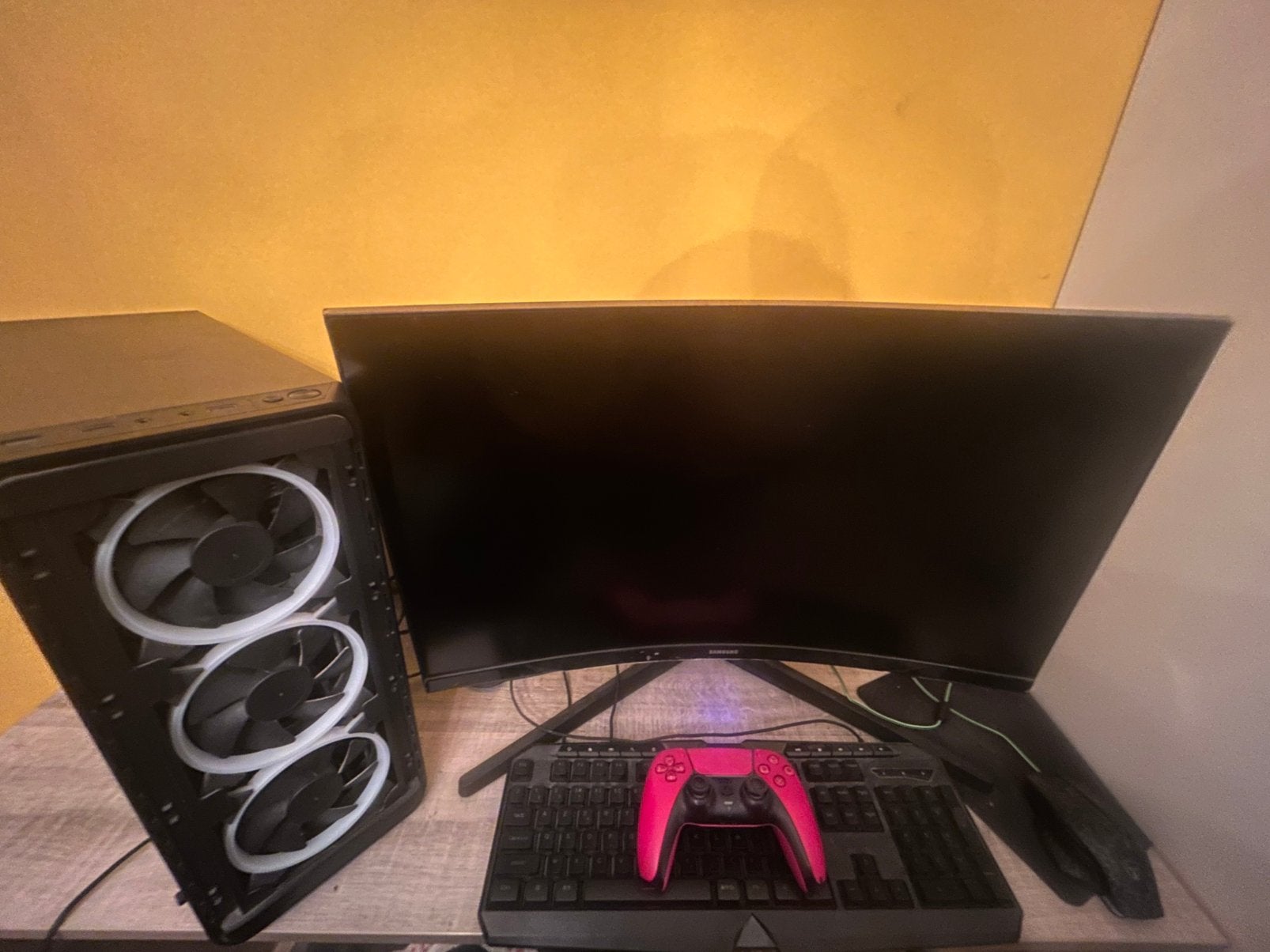 game pc + samsung odyssey G5 scherm + toebehoren, Ophalen, Zo goed als nieuw