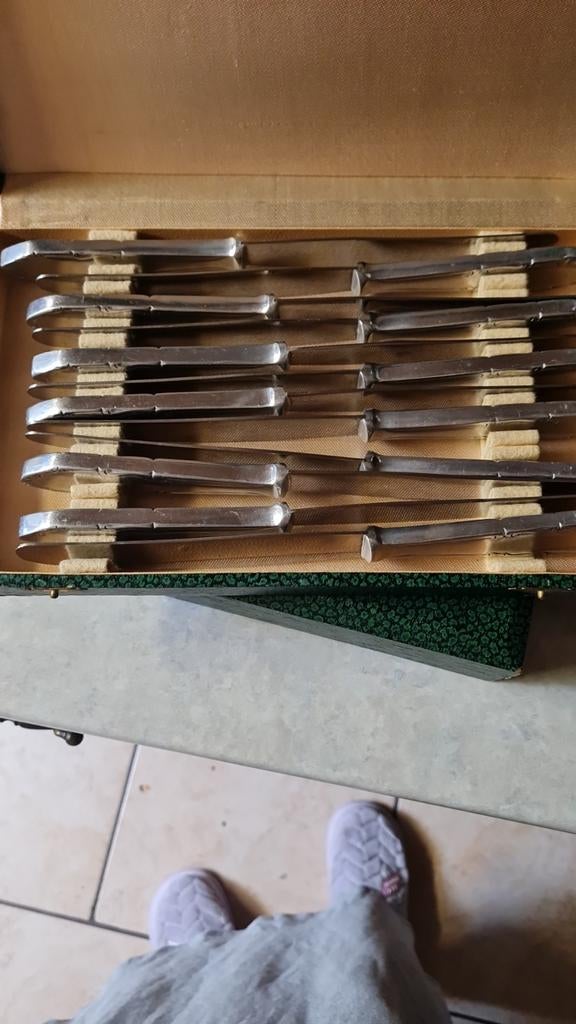 Pièces Fourchettes couteaux et cuillères jamais utilisé., Enlèvement