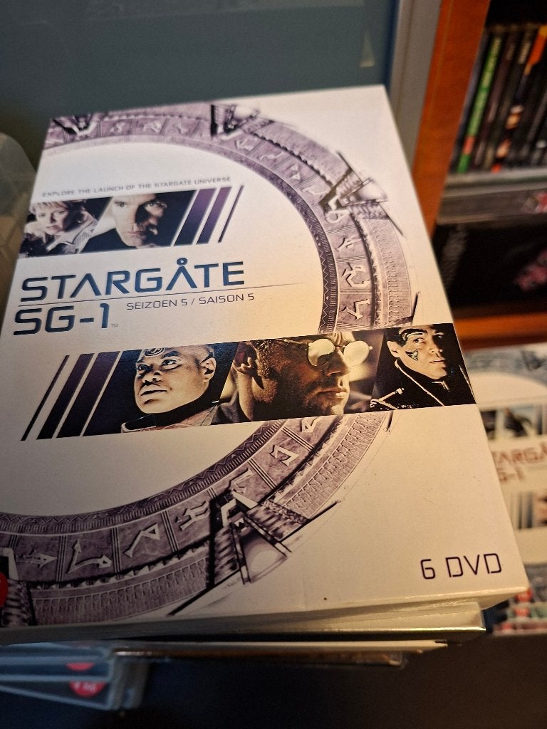 dvd - stargate sg-1 - seizoen 5 - 6 disc - doos 2, Cd's en Dvd's, Science Fiction en Fantasy, Ophalen of Verzenden, Zo goed als nieuw
