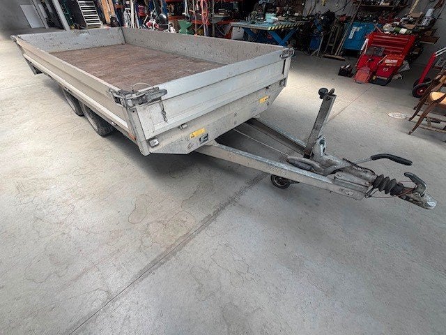 aanhangwagen, Enlèvement, Utilisé