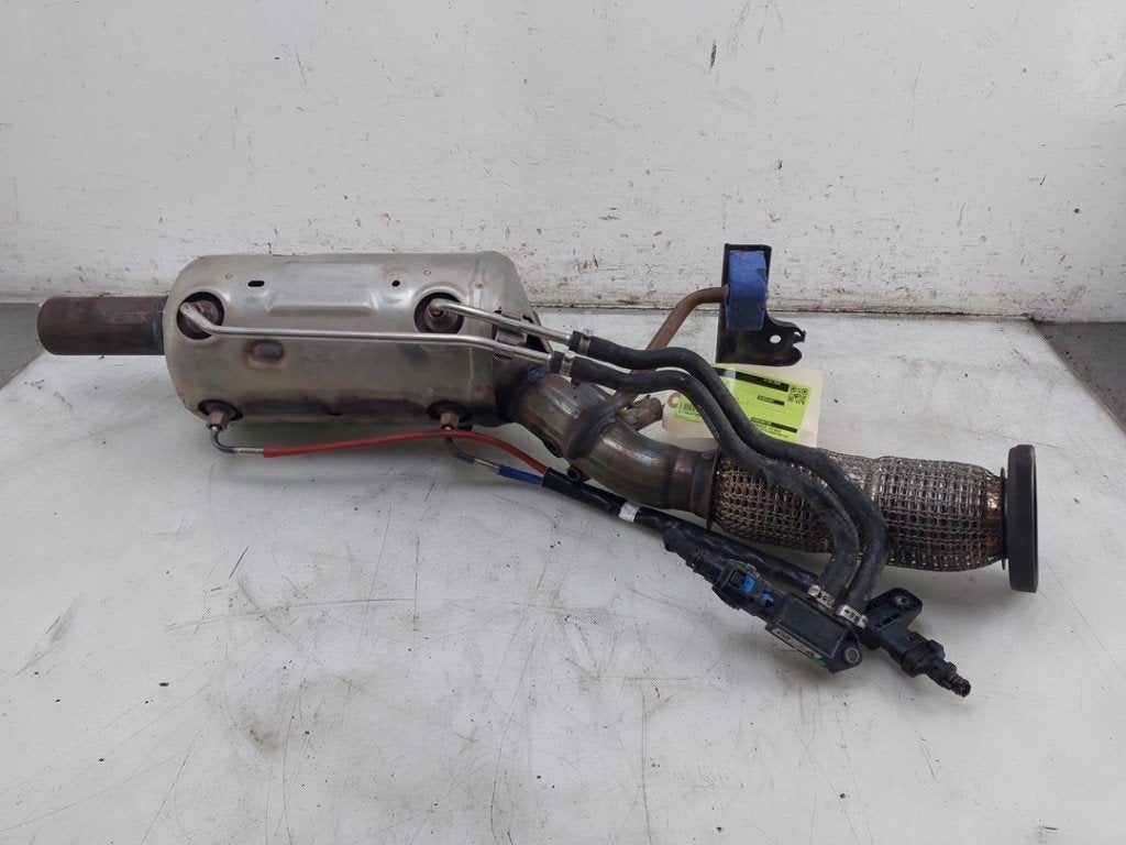CATALYSEUR Renault Arkana (RJLL) (|208028672R|200002727R|), Renault, Utilisé, Peter-Huppertz-Straße 5
51063  Köln, DE, Dialog.deutschland@renault.de