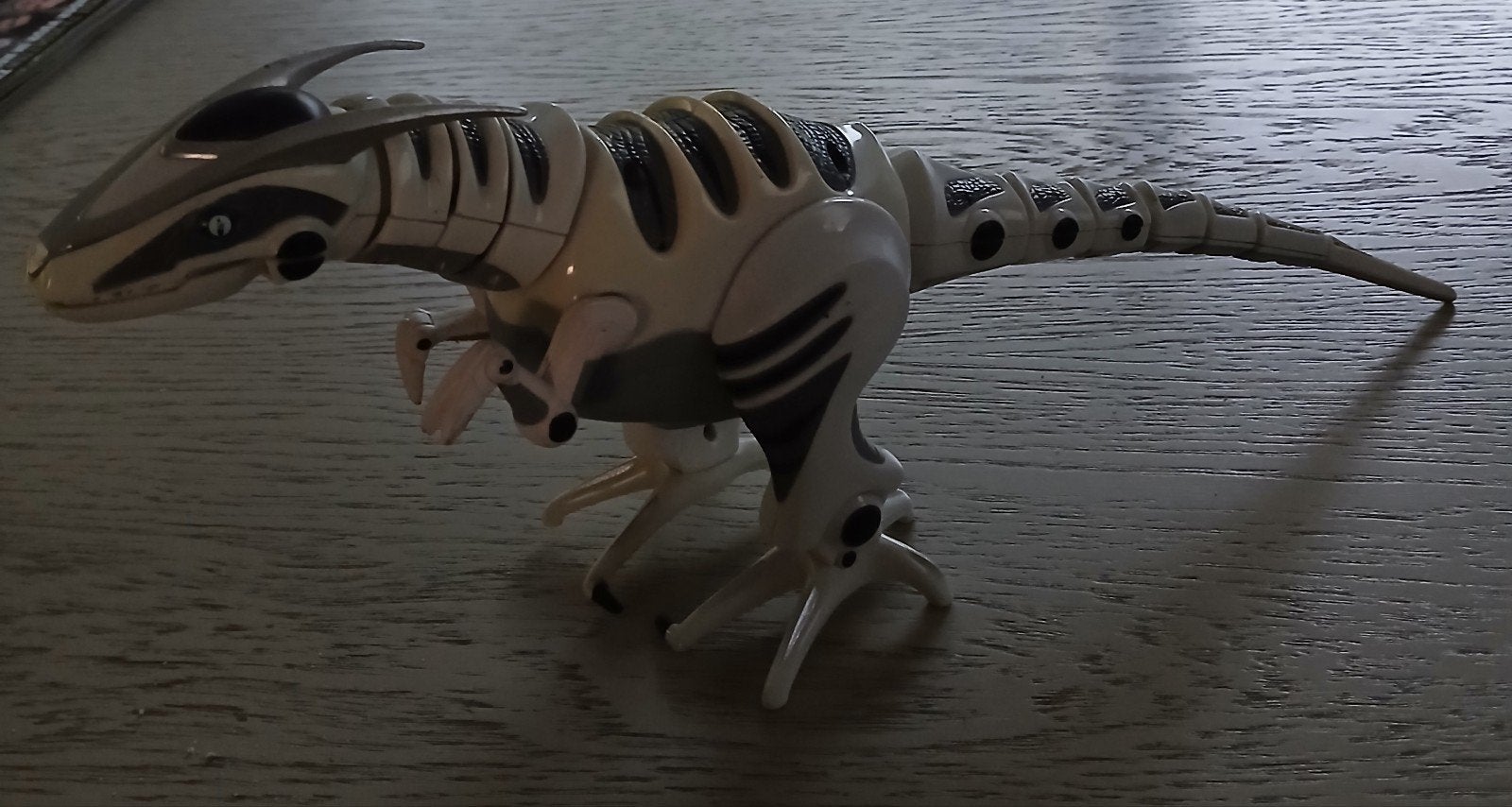 Dino, bewegend, Enlèvement ou Envoi, Utilisé