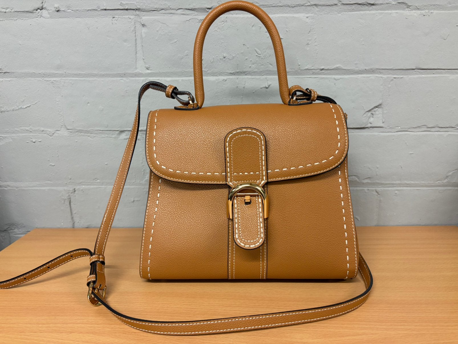 Handtas met riem, Handtassen en Accessoires, Ophalen of Verzenden, Zo goed als nieuw, Handtas