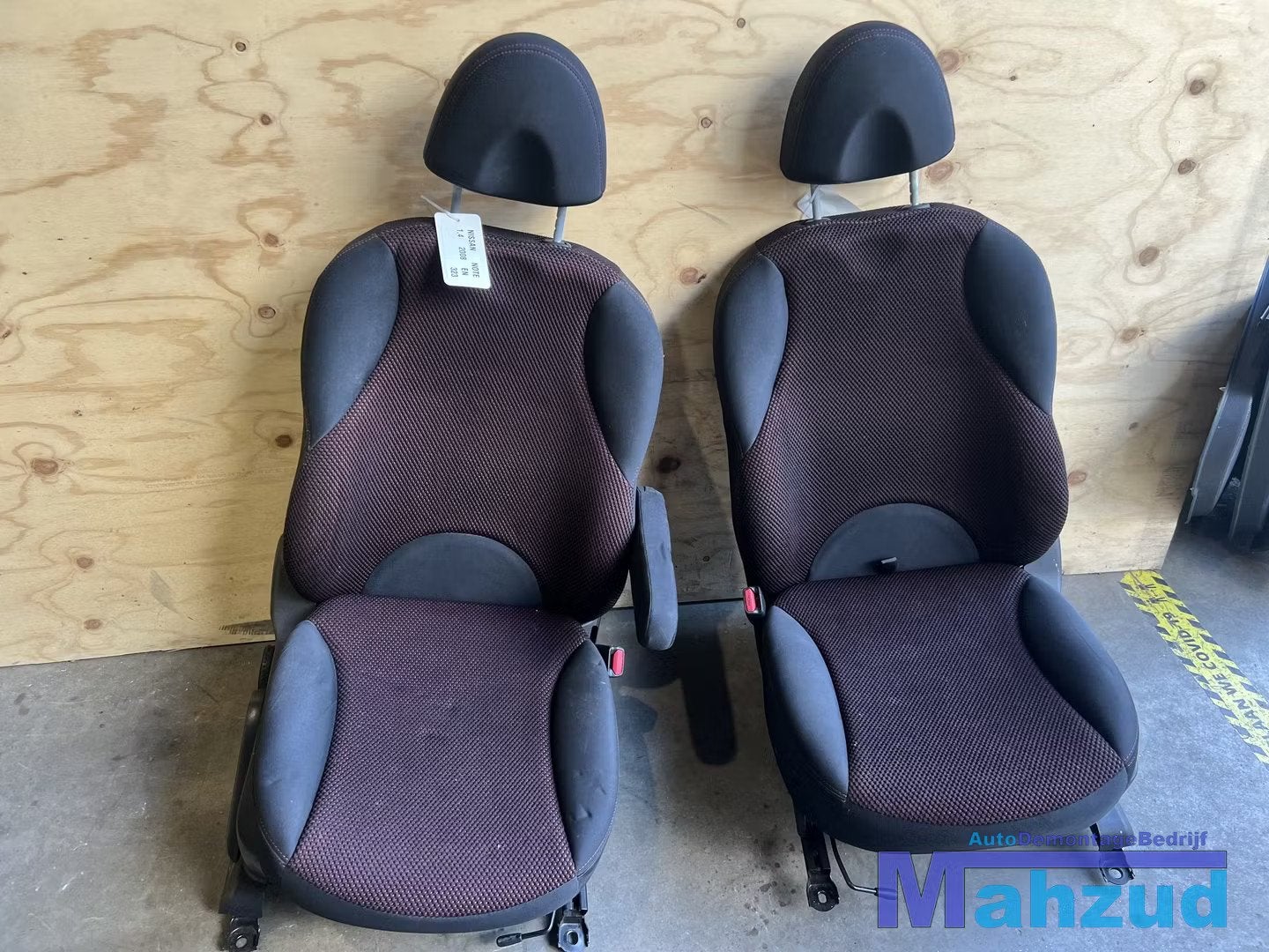 NISSAN NOTE interieur stoel bank 2005-2012, Takashima 1-chome 1-1
220-8686  Yokohama, NISSAN_SR@mail.nissan.co.jp, Nissan, Gebruikt