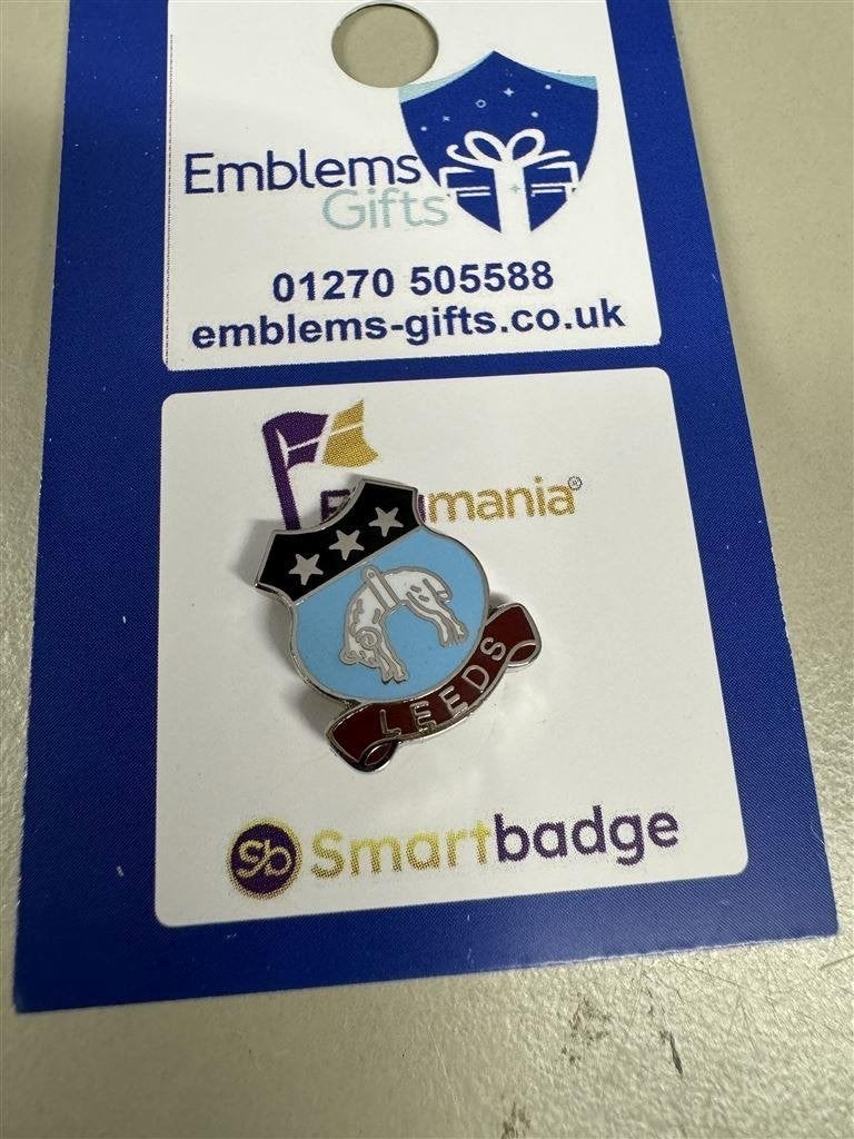 Leeds Quality Enamel Lapel Pin Badge, Verzamelen, Speldjes, Pins en Buttons, Ophalen of Verzenden, Nieuw