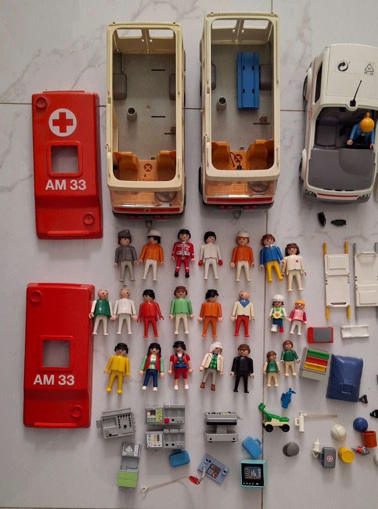 playmobil geobra THEME HOPITAL ambulances pieces personnages, Enlèvement ou Envoi, Utilisé, Playmobil en vrac