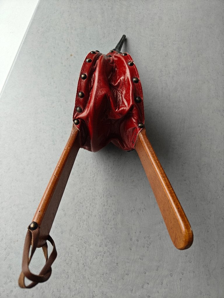 Ancien soufflet pour feu de bois, Enlèvement