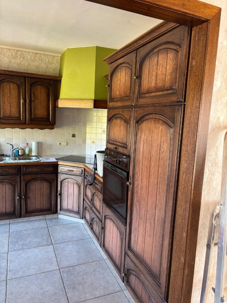 gratis keuken : zelf zorgvuldig kompleet afbreken, Huis en Inrichting, Ophalen, Gebruikt, Overige materialen, Bruin