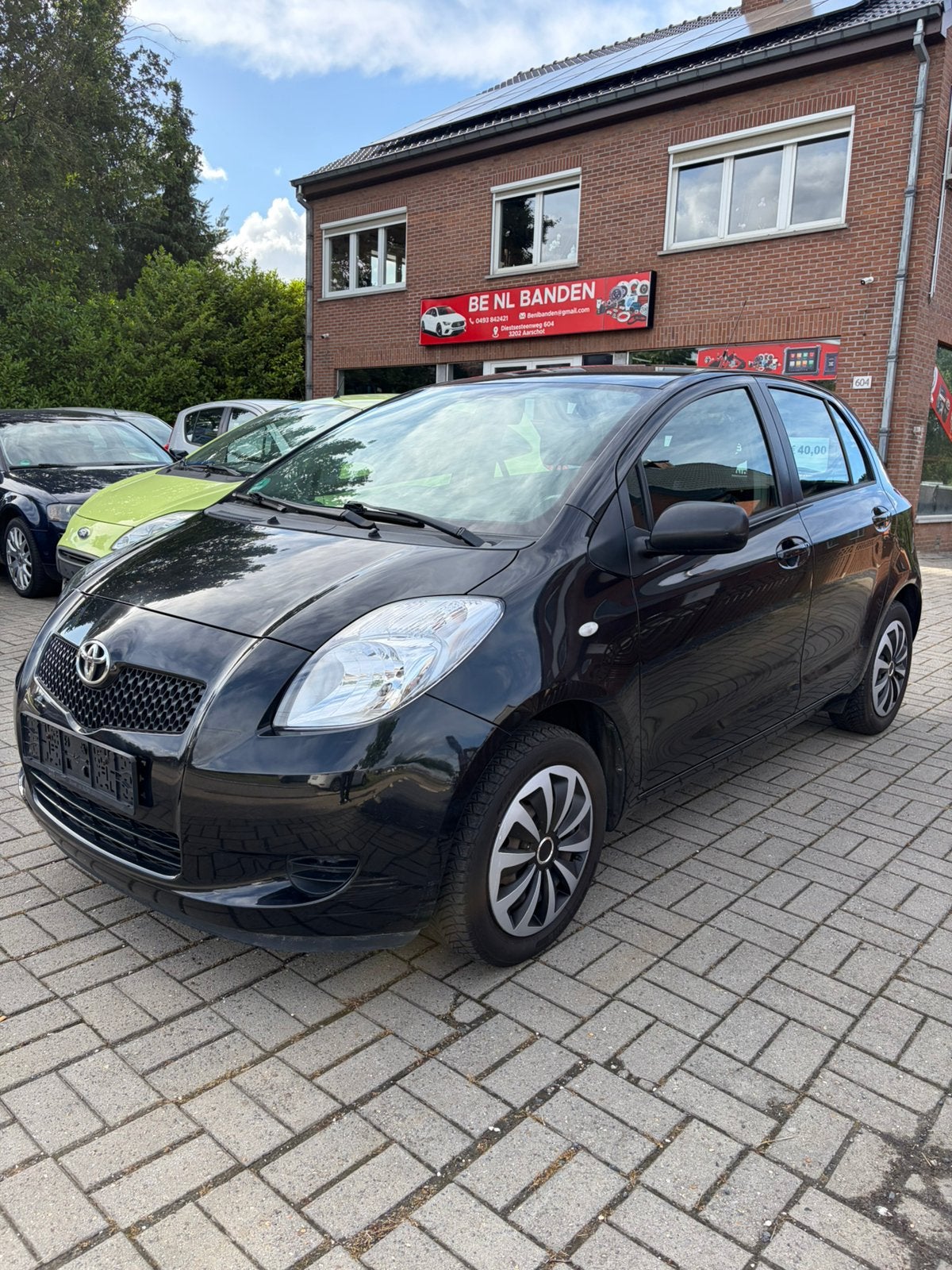 Toyota yaris 1.0 benzine met airco keuring voor verkoop, Bedrijf, Handgeschakeld, 5 deurs, Yaris