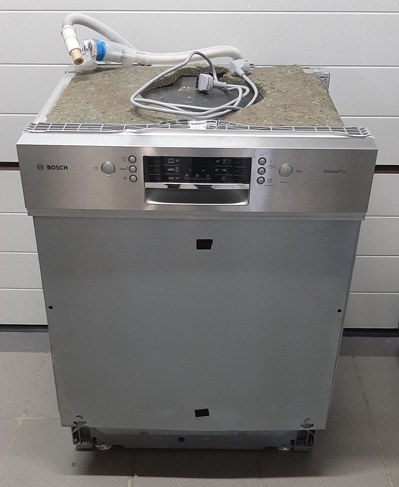lave vaisselle  Bosch encastrable  en panne, Electroménager, Enlèvement