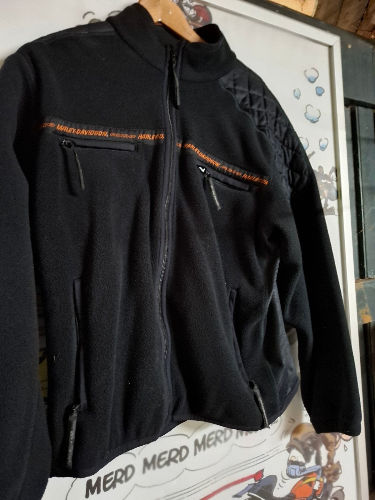 harley fleece, Ophalen