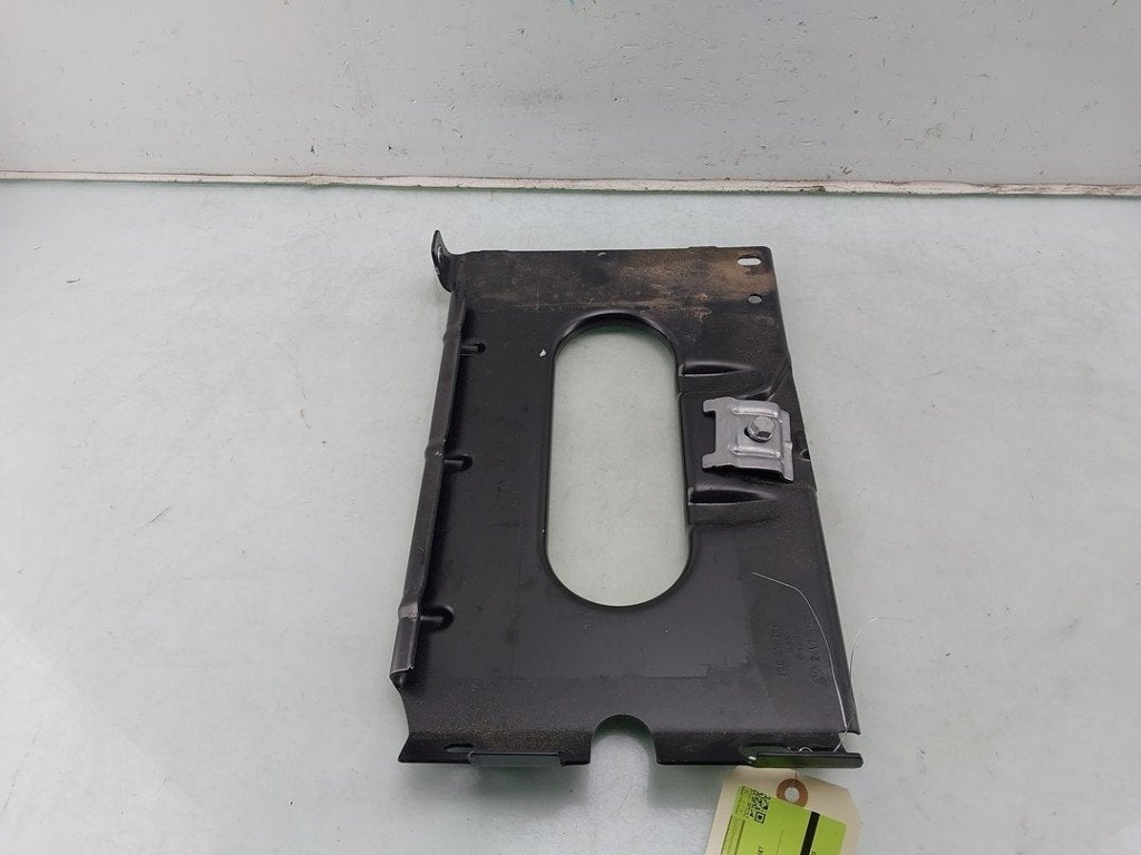BAC A BATTERIE Volkswagen Transporter T6 (|7E0804781|), Utilisé, Volkswagen