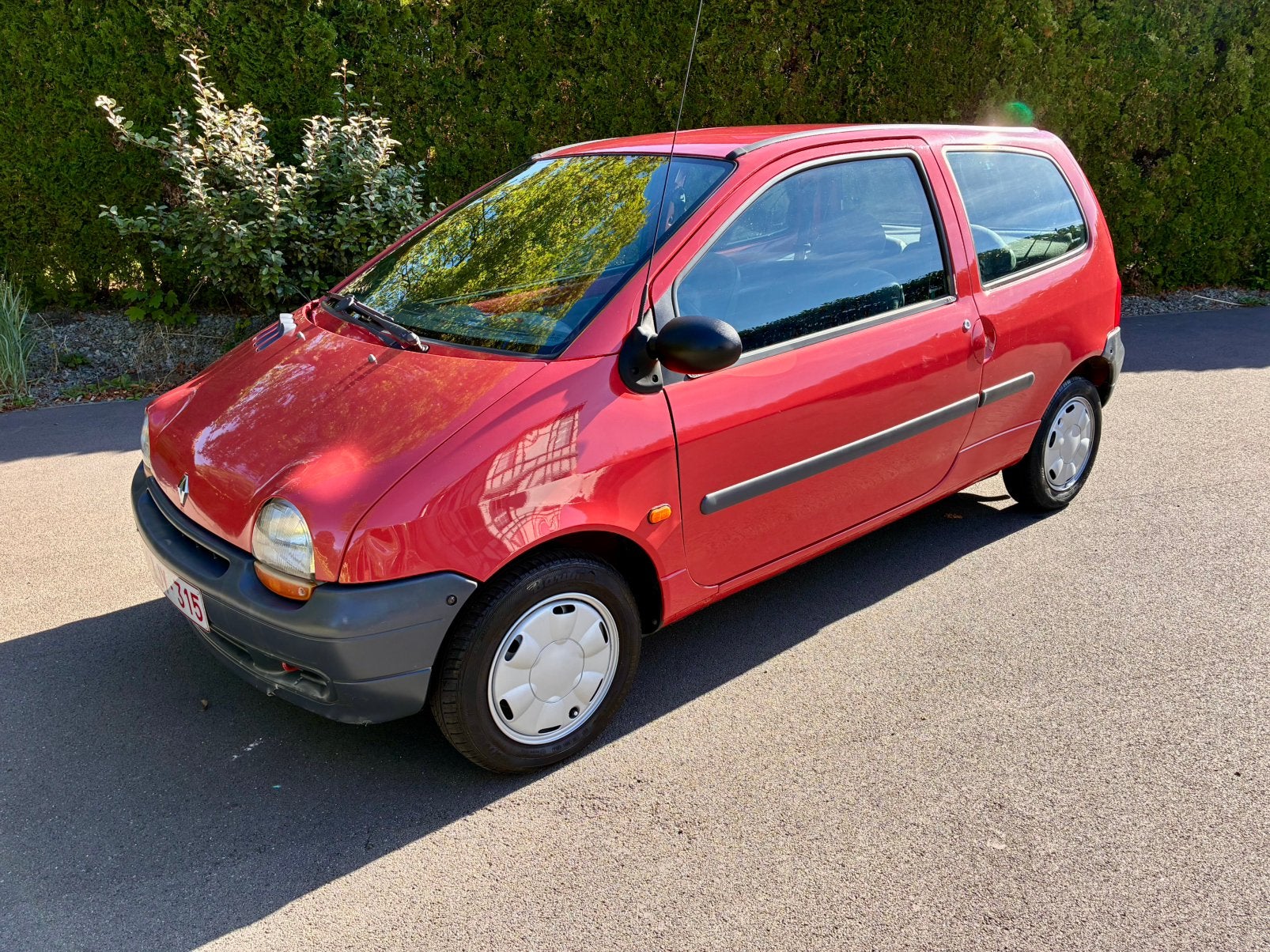 Renault Twingo 1 Corail Oldtimer uit 1993, Auto's, Particulier, Rood, Te koop, Benzine