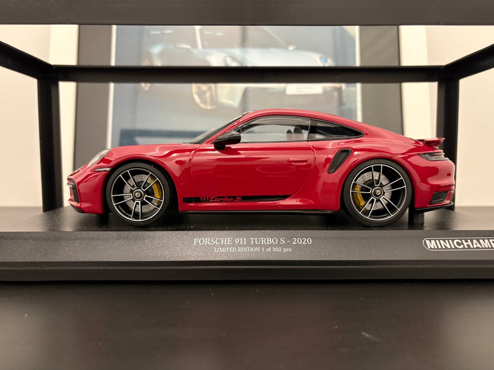 Porsche 911 Turbo S 1/18 Minichamps, Enlèvement, Comme neuf, MiniChamps
