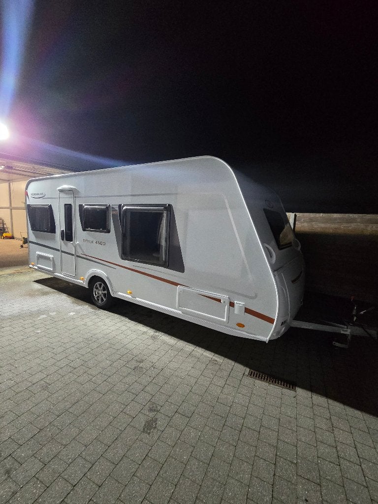 Lmc 450d, Jusqu'à 4, Lit Queen size, LMC et Münsterland, Particulier