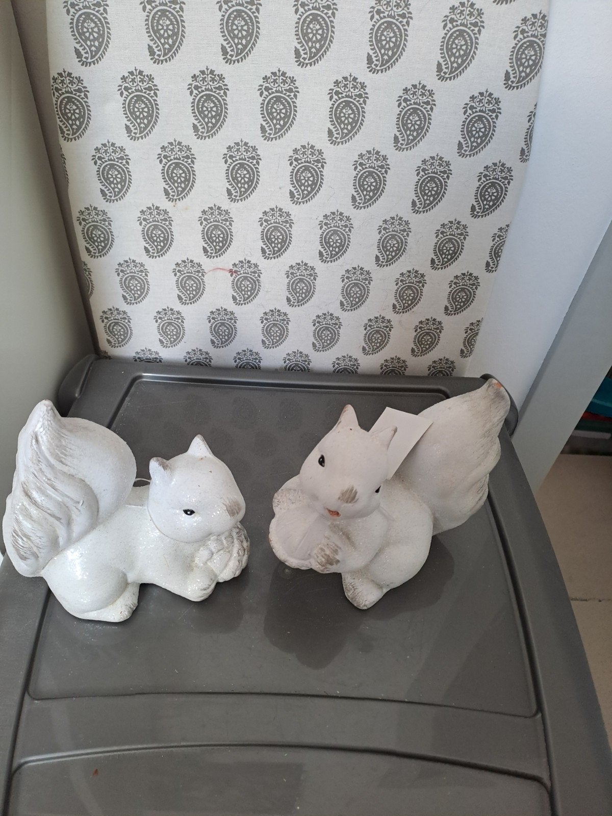 Decoratie beeldjes te koop, Enlèvement