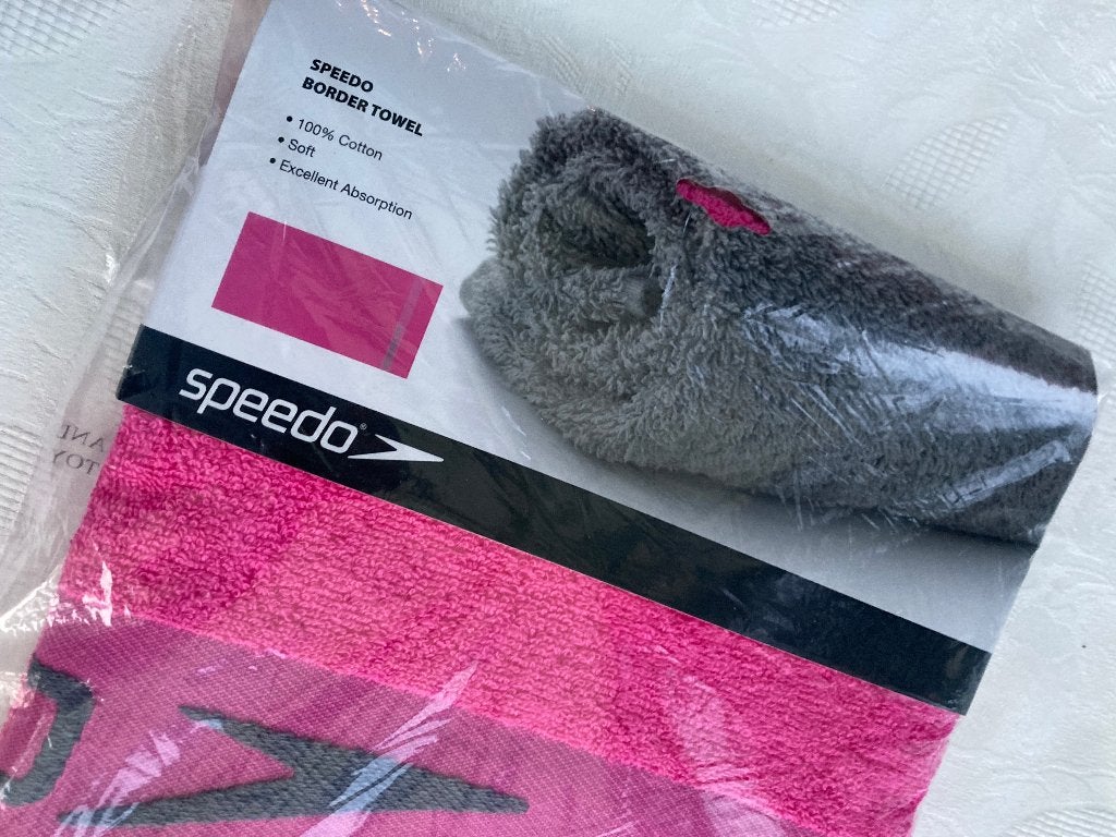 Speedo border towel, Sport en Fitness, Ophalen of Verzenden, Nieuw, Overige typen