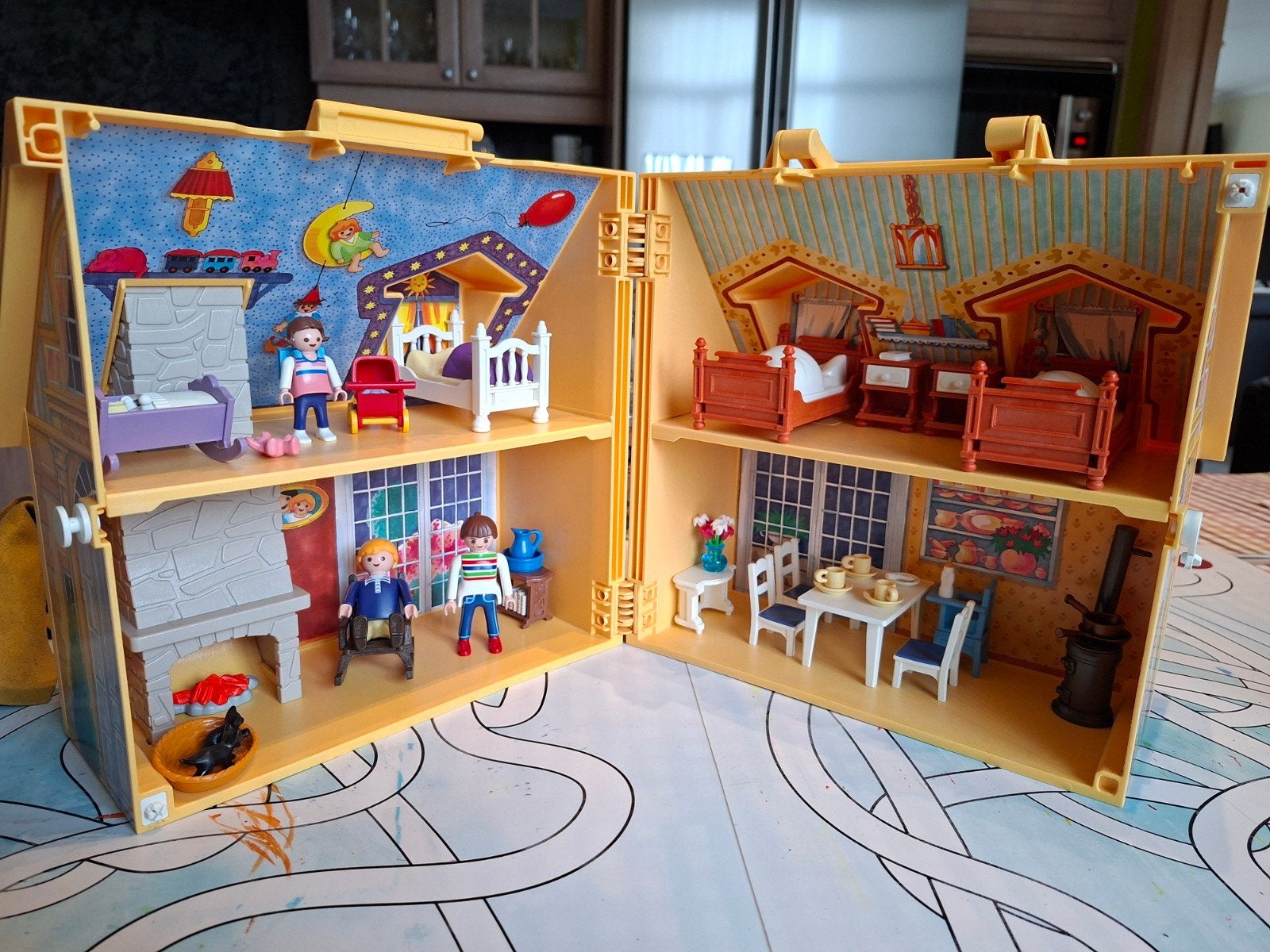 Playmobil dollhouse - meeneem poppenhuis, Ophalen, Zo goed als nieuw, Poppenhuis