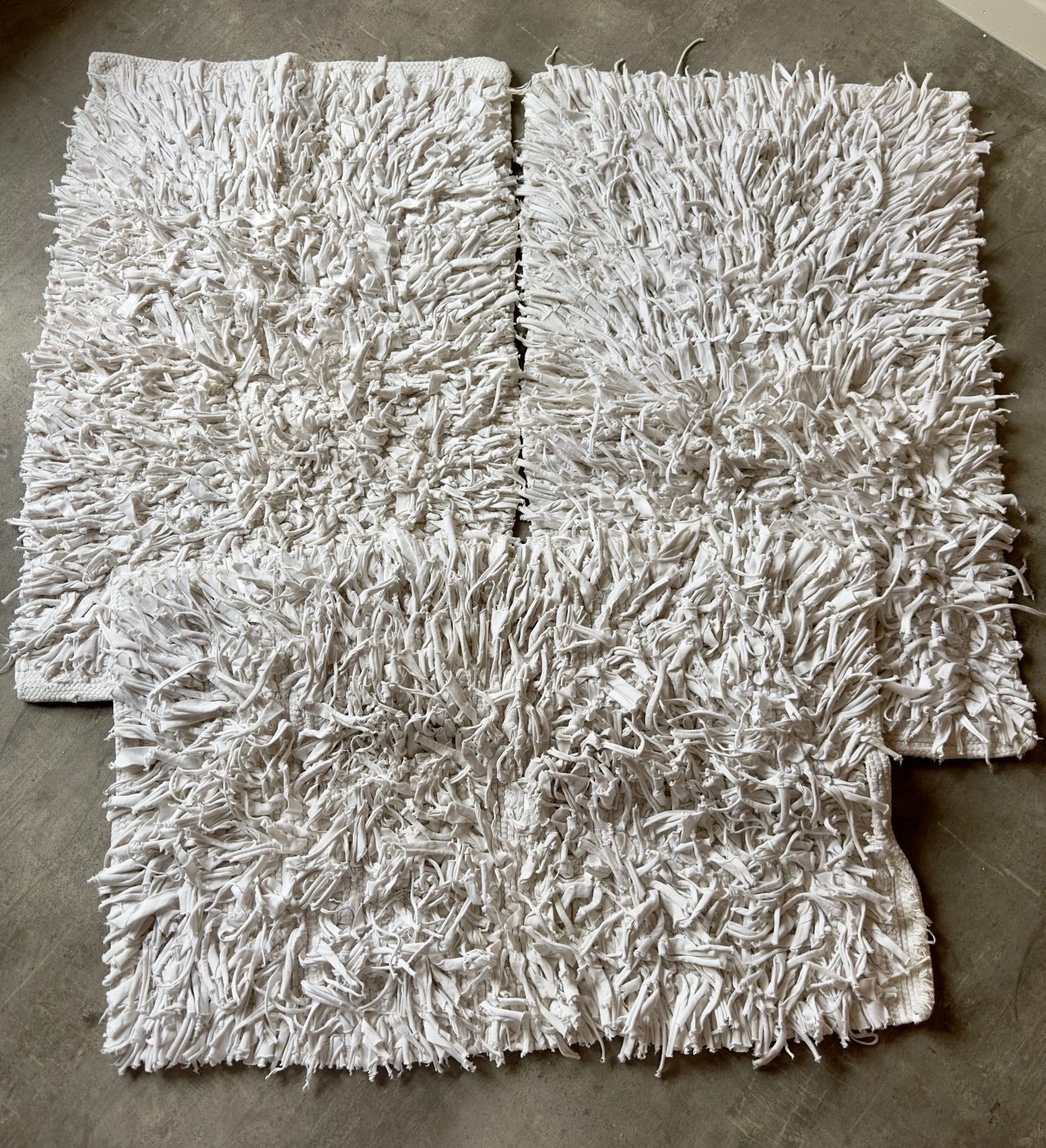 Ecru katoenen badmatten met ruffles, Maison & Meubles, Ameublement | Tapis & Moquettes, Enlèvement, Comme neuf, Beige, Rectangulaire