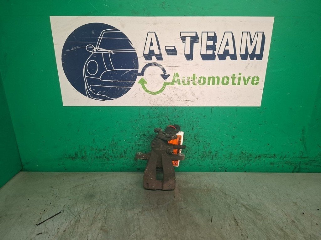 REMKLAUW RECHTS ACHTER Alfa Romeo MiTo (955), Auto-onderdelen, Gebruikt, Alfa Romeo