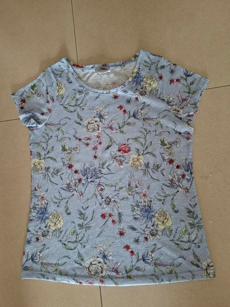 mooi shirt Cotton Club maat medium (bloemenprint), Vêtements | Femmes, T-shirts, Manches courtes, Taille 38/40 (M), Enlèvement ou Envoi