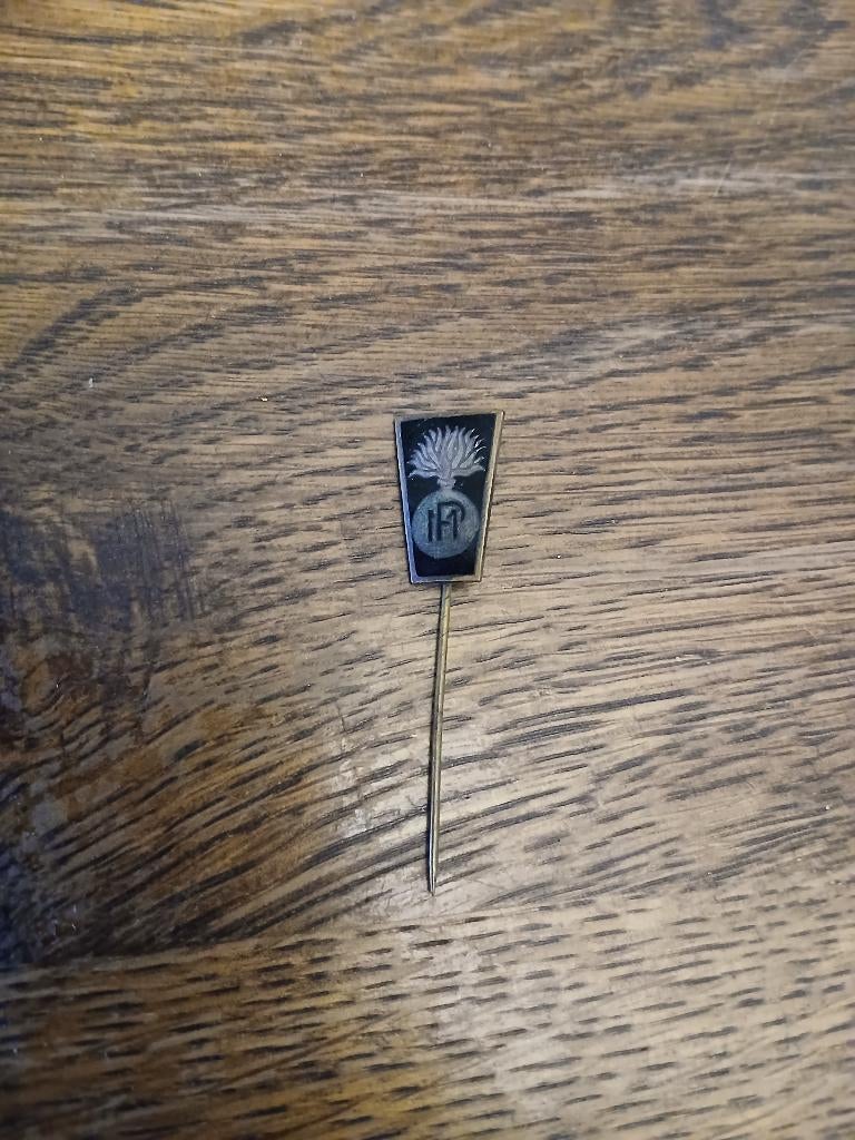 Epinglette MP, Envoi, Armée de terre, Emblème ou Badge