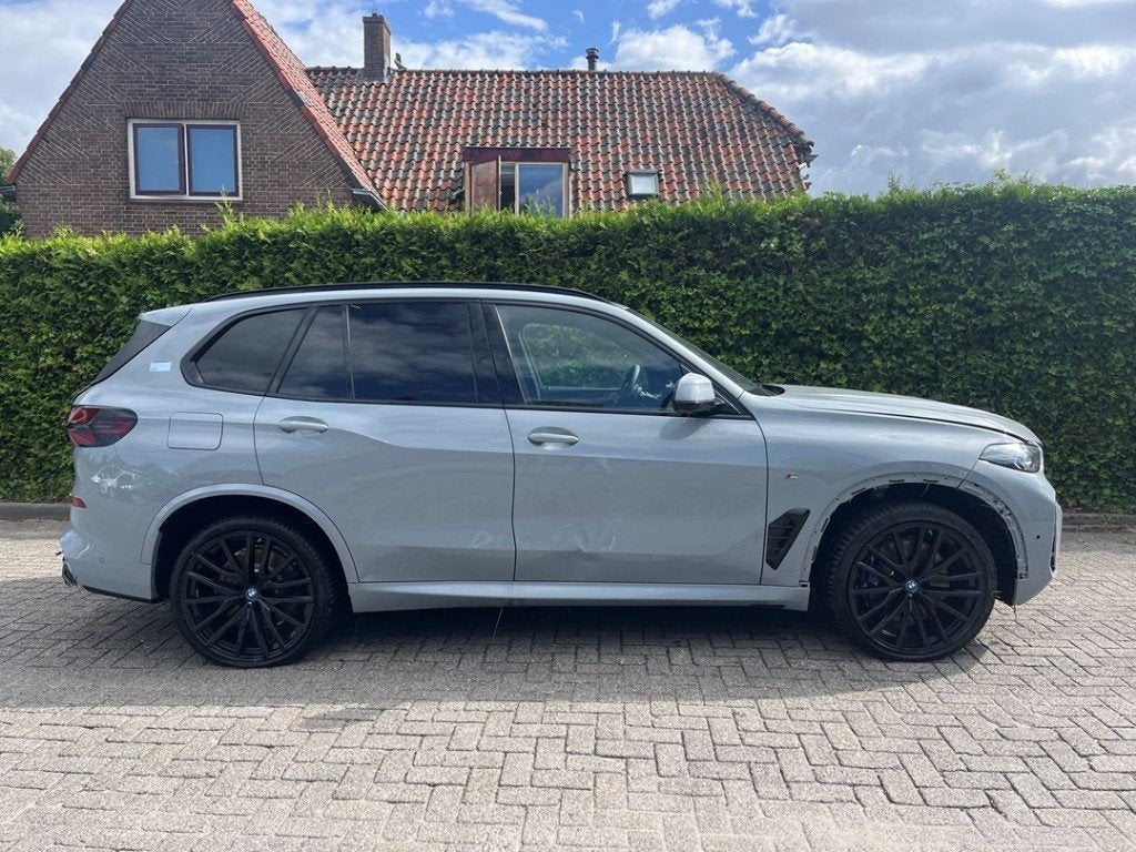 BARRES DE TOIT BMW X5 (G05) (01-2018/03-2023), Utilisé, BMW, Petuelring 130
80809  München, DE, Bayerische Motoren Werke AG