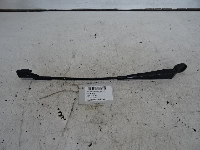 BRAS ESSUIE-GLACE AVANT DROIT Skoda Roomster (5J), Utilisé, Info@skoda-auto.de, Skoda, Max-Planck-Straße  3-5
64331  Weiterstadt, DE