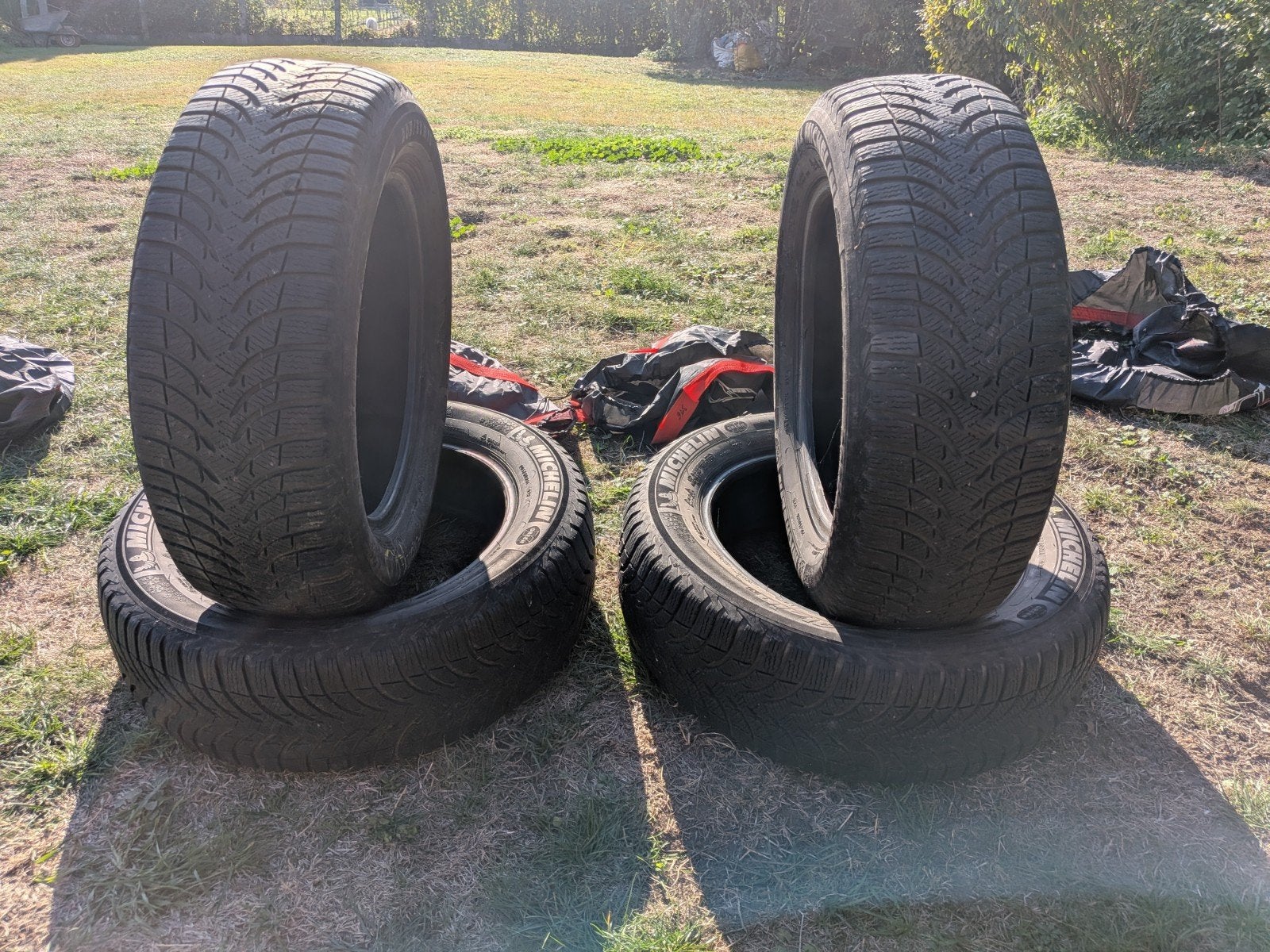4 pneus hiver Michelin 205/60 R16, Pneus hiver, 16 pouces, 205 mm, Pneu(s)