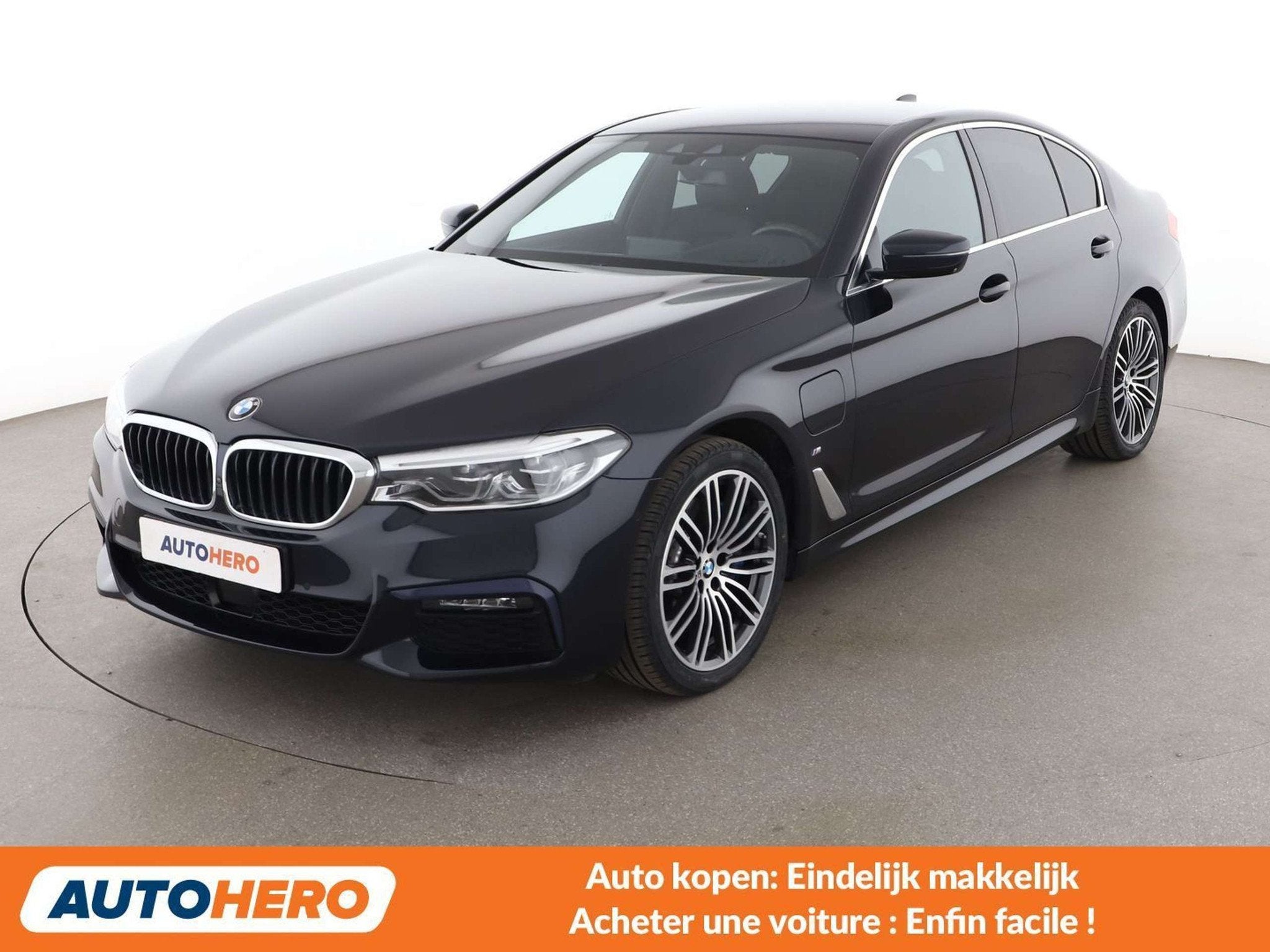 BMW 5 Serie 530 530e xDrive M Sport (bj 2020, automaat), Auto's, BMW, 1935 kg, Gebruikt, Zwart, Vierwielaandrijving