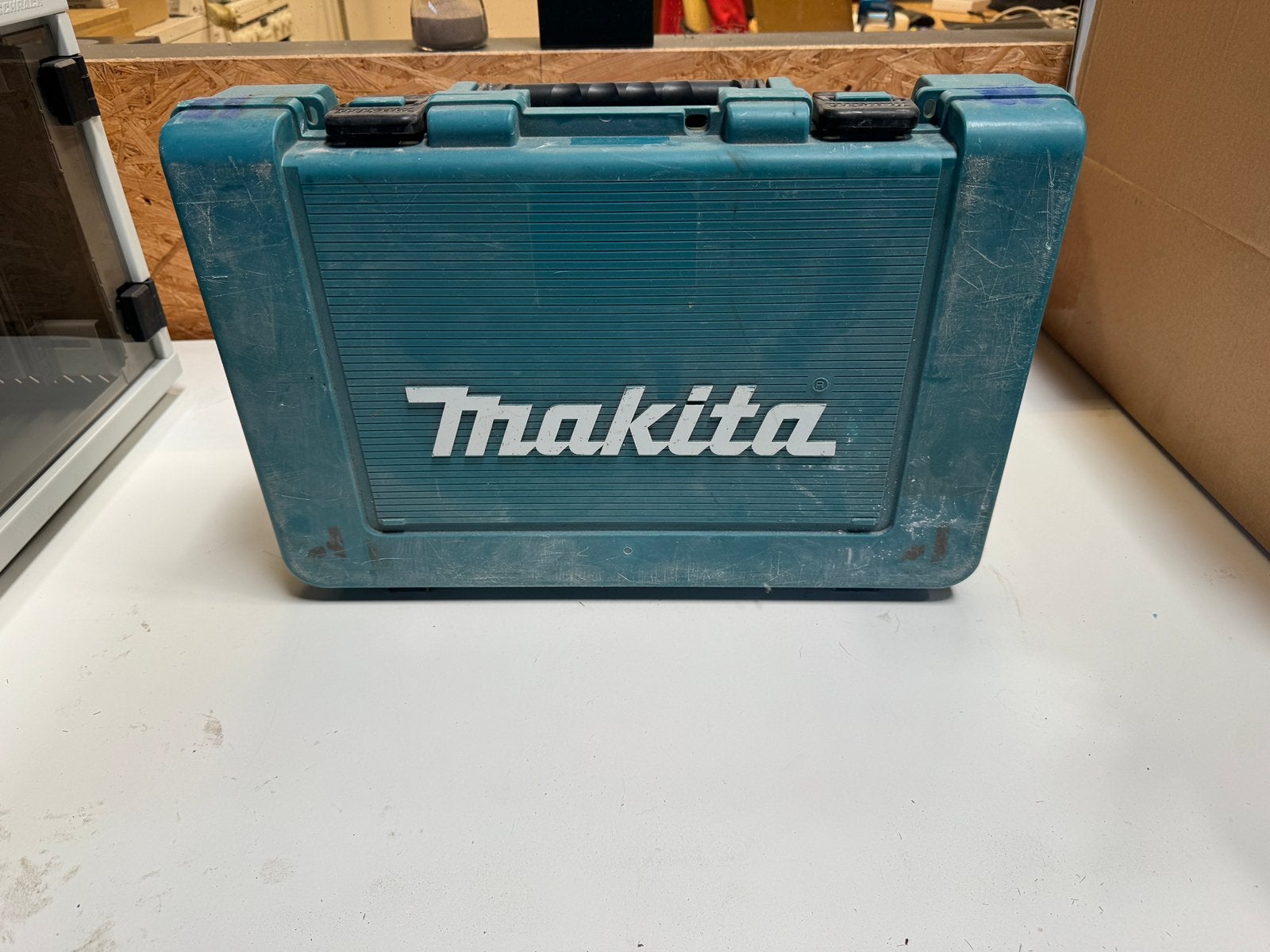 Makita boorhamer, Bricolage & Construction, Boîtes à outils, Comme neuf, Enlèvement