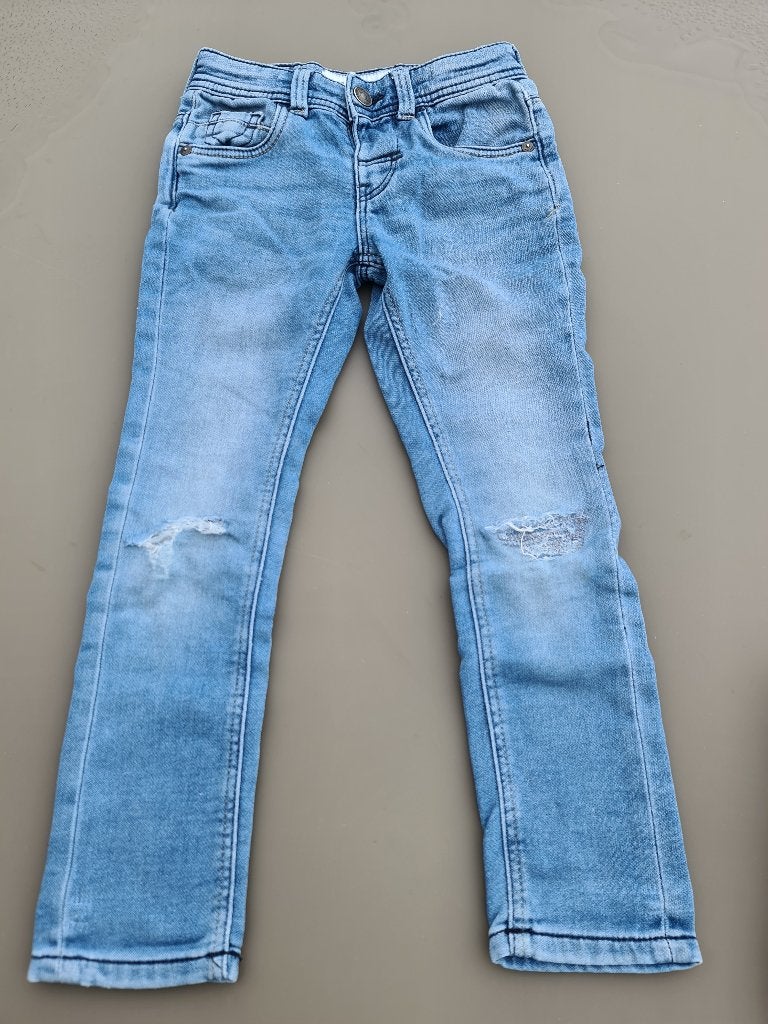 Jeans met fantasie aan de knieën, CA, 110, Kinderen en Baby's, Kinderkleding | Maat 110, Ophalen, Zo goed als nieuw