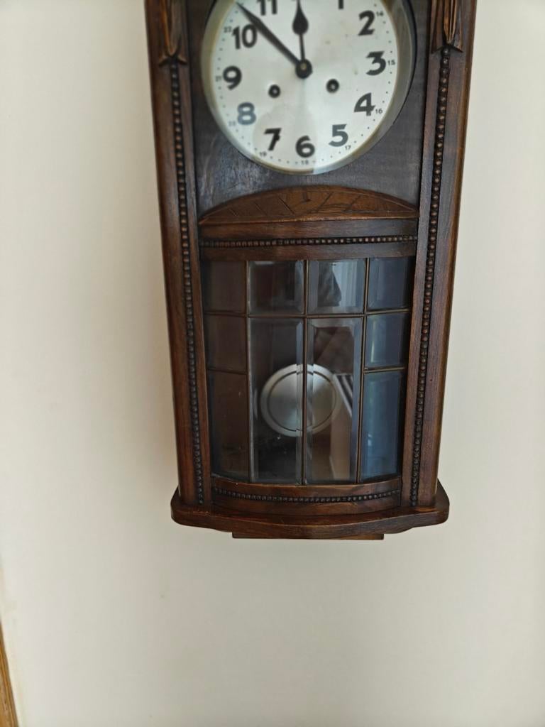 Oude regulatie wandklok (1920-1930), Antiek en Kunst, Ophalen