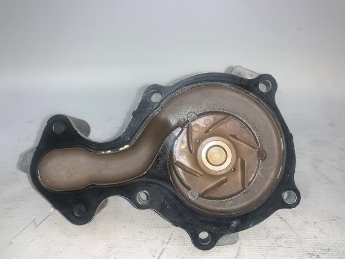 Pompe à eau d'un Ford Focus, -, 3 mois de garantie, -, -