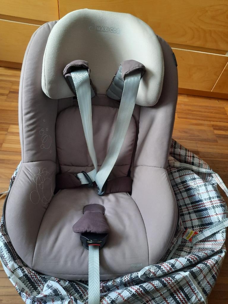 Autostoel maxi cosi + familyfix, Kinderen en Baby's, Ophalen, 9 t/m 18 kg, Zo goed als nieuw, Isofix