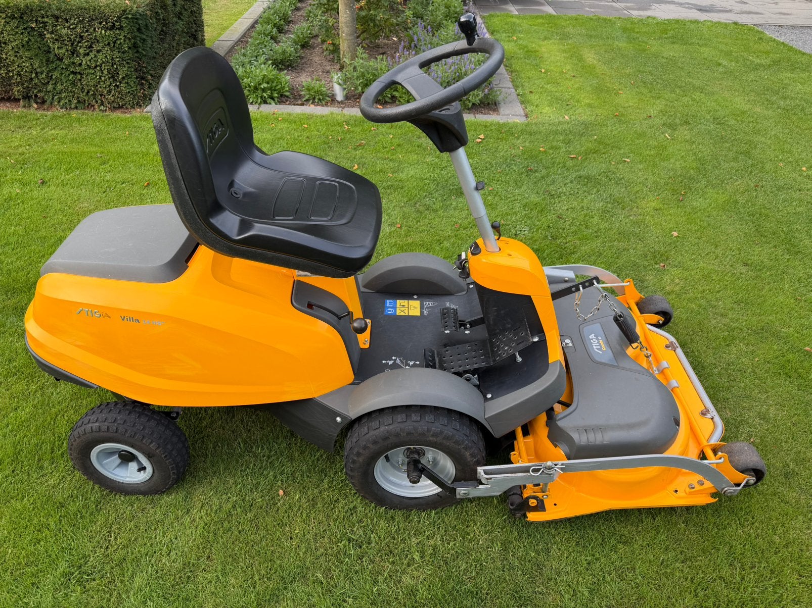 STIGA VILLA 14 HST/ 85 CM COMBI MAAIDEK ZITMAAIER, Ophalen of Verzenden, Gebruikt, Overige soorten