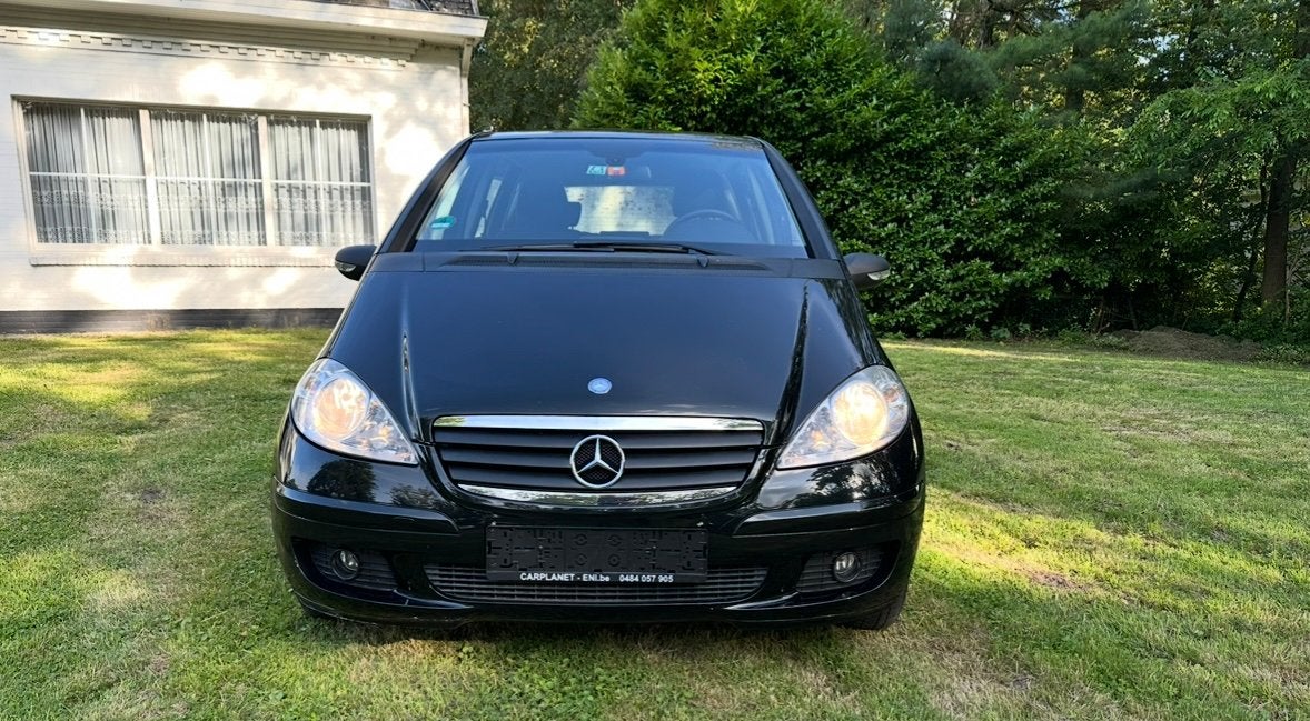 Mercedes A150 - reeds gekeurd voor verkoop - mag in alle LEZ, Autos, Classe A, Achat, Boîte manuelle, Entretenue par le concessionnaire