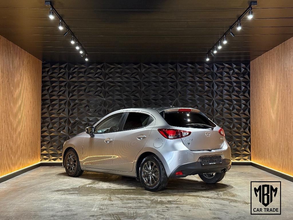✅ Mazda 2 1.5i Skyactiv-G Skydrive GARANTIE Navi Cruise PDC, Auto's, Mazda, Voorwielaandrijving, Stof, 1112 kg, 4 cilinders