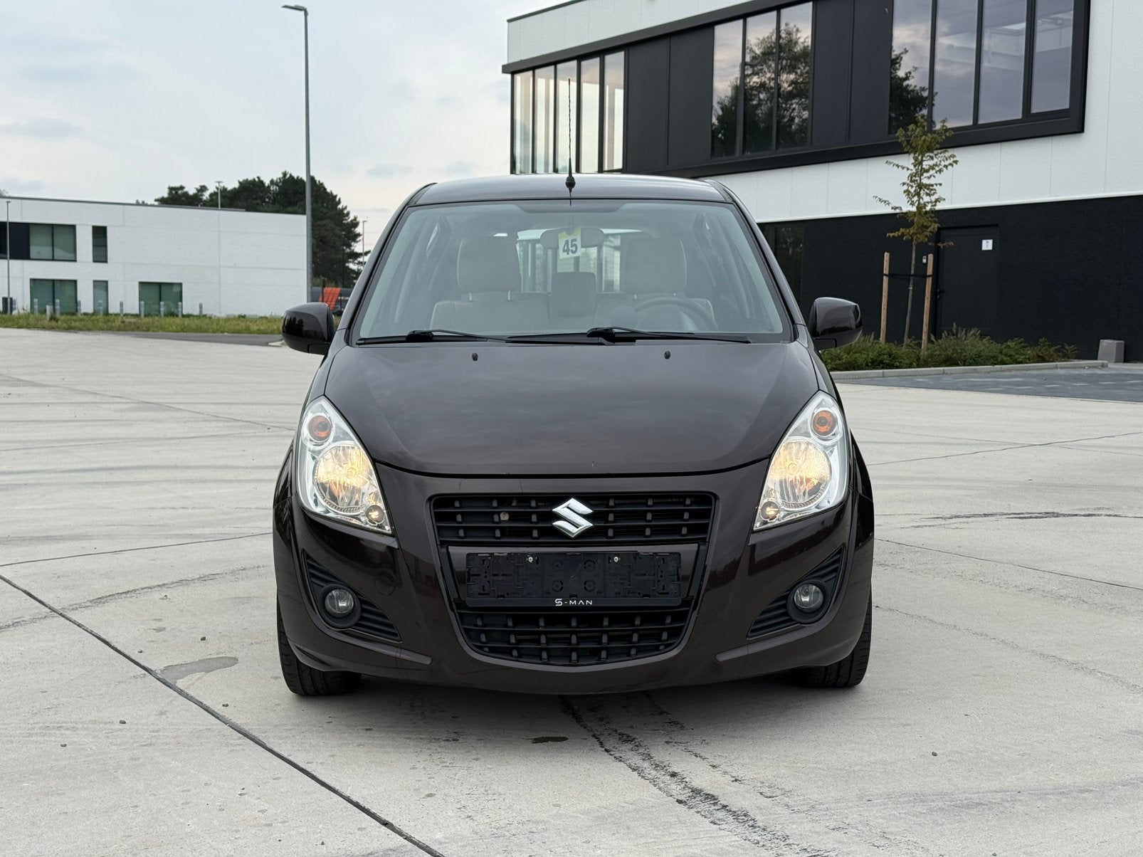 Suzuki Splash - 1.2 Benzine - Grand Luxe Elegance, Auto's, Automaat, 4 cilinders, Bruin, 5 zetels