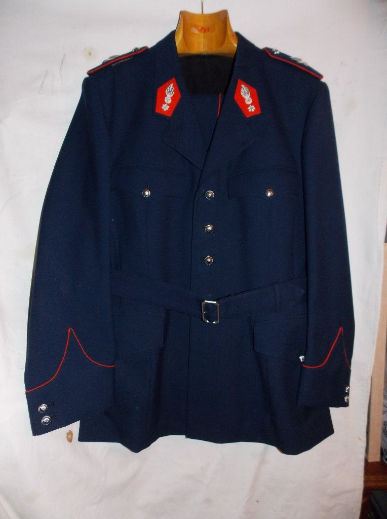 Adjudant de gendarmerie, tunique et pantalon, Kepi, Collections, Objets militaires | Général, Gendarmerie, Enlèvement ou Envoi