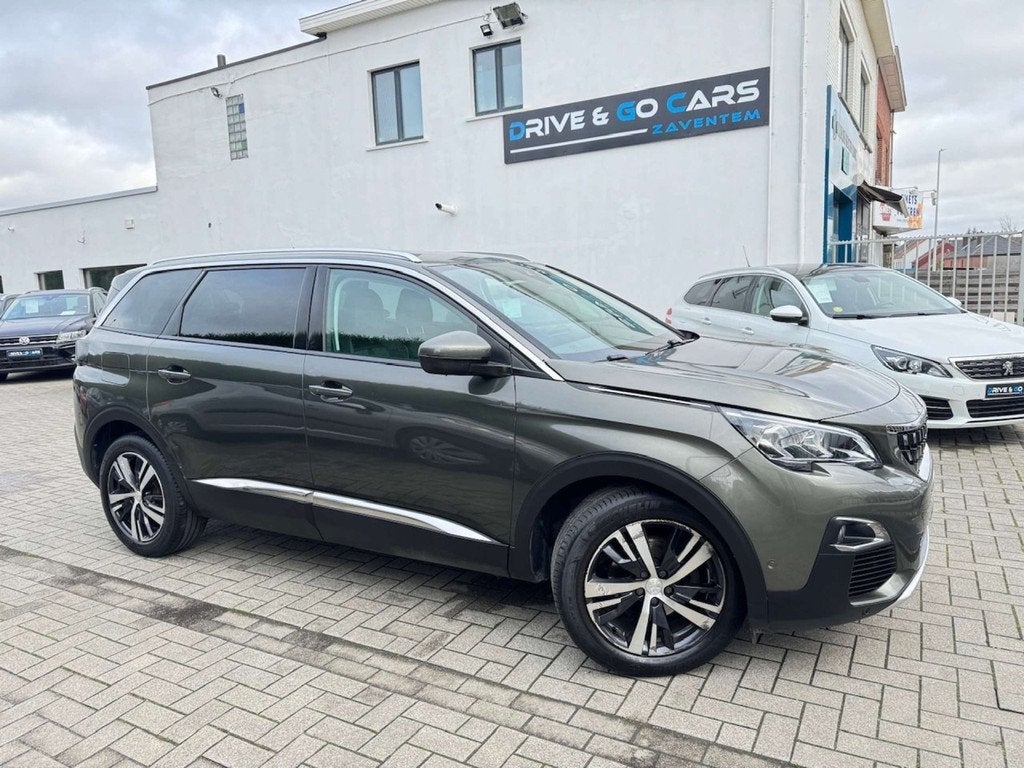 Peugeot 5008 BlueHDi 130 EAT8 Allure * 1 JAAR GARANTIE * !, Gebruikt, 4 cilinders, 7 zetels, 5 deurs