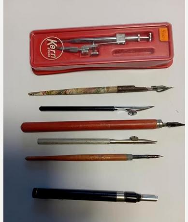 tekenmateriaal vintage, Hobby en Vrije tijd, Tekenen, Ophalen, Zo goed als nieuw