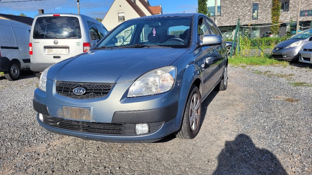 kia rio 1.4i AIRCO 5 deurs euro 4, Auto's, Voorwielaandrijving, 4 cilinders, Bedrijf, Rio