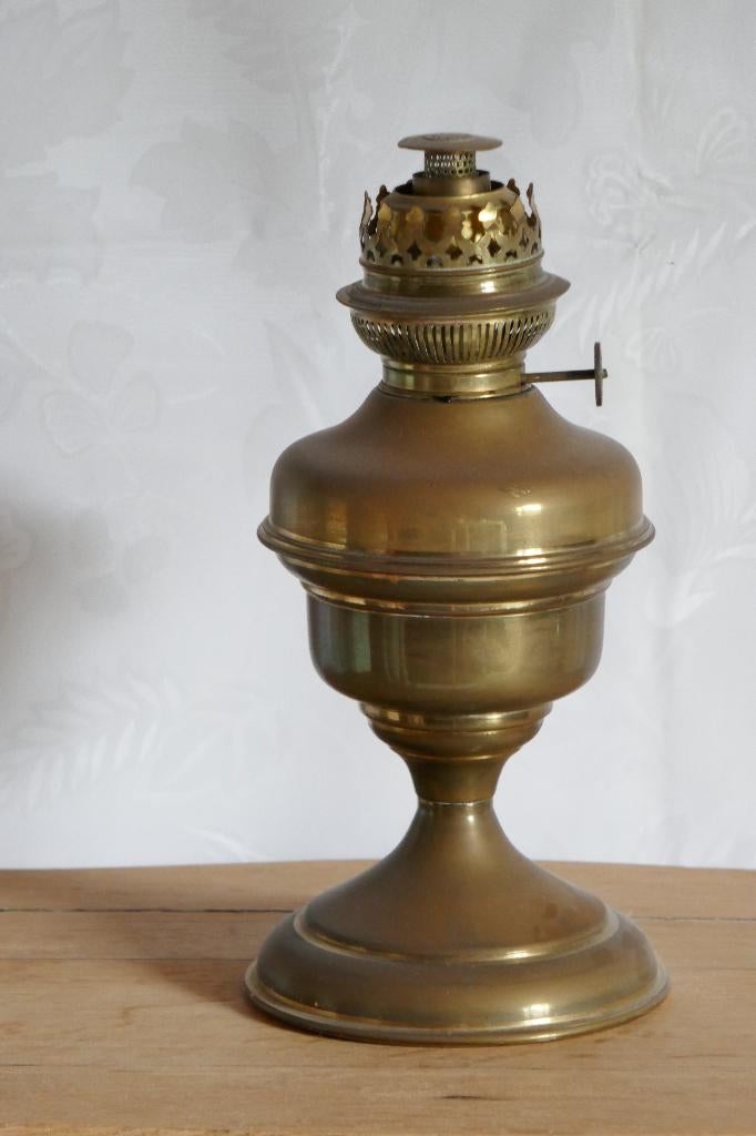Koperen petroleumlamp, Ophalen, Koper