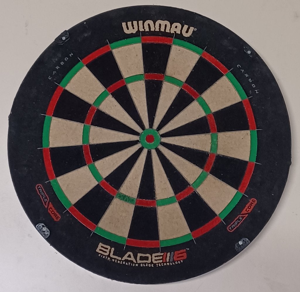 Winmau Blade 6 dartbord - goede staat, Ophalen, Gebruikt, Dartbord
